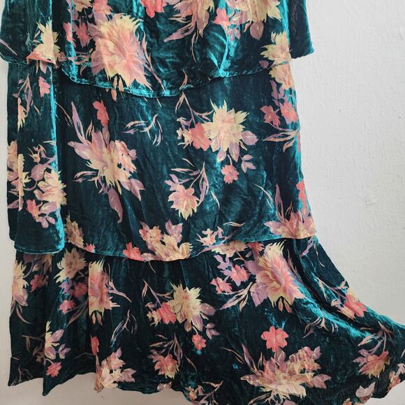 NWT Lulus Real Allure Emerald Green Burnout Velvet Floral Strapless Maxi Dress - Picture 8 of 15